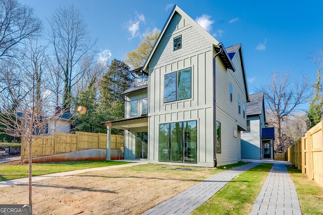 Photo - 1239 Plaza Ave SW