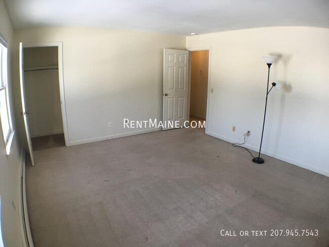 114 Main Rd S Unit B