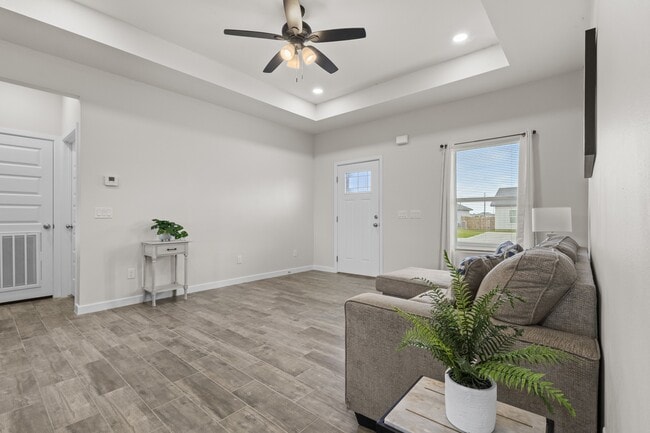 Photo - 1809 Unity Dr