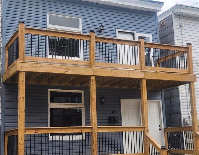 Building Photo - 469 Norton St Unit 2