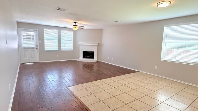 Photo - 3132 Coolwood Ln House