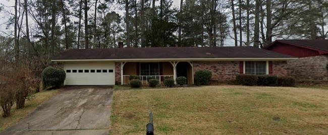 Building Photo - 3 bedroom 2 bath home available for rent