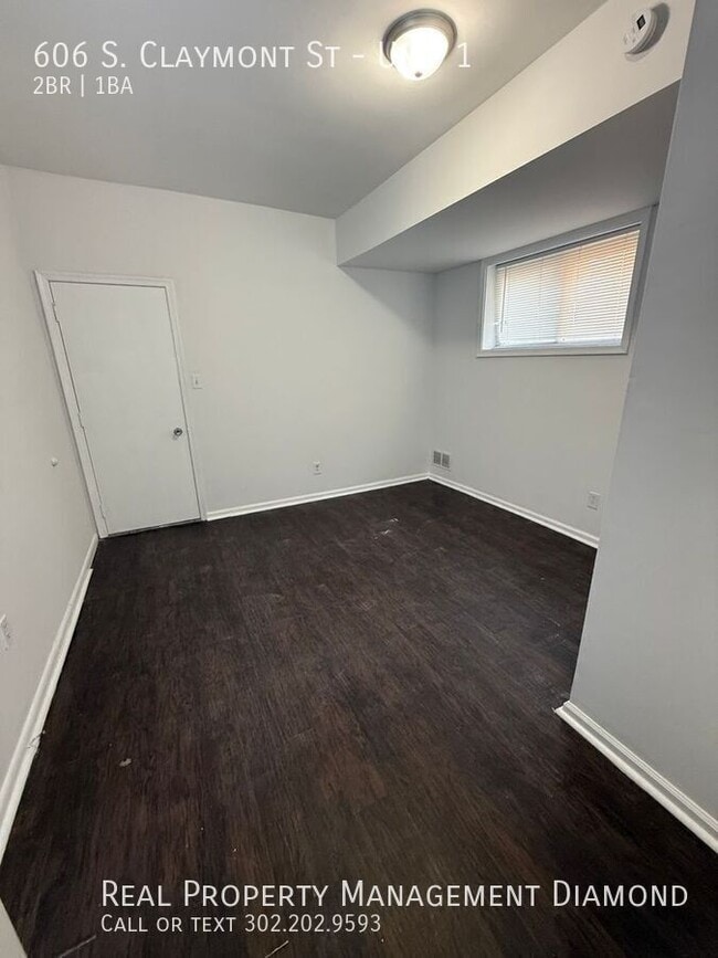 Photo - 606 S Claymont St Unit 1