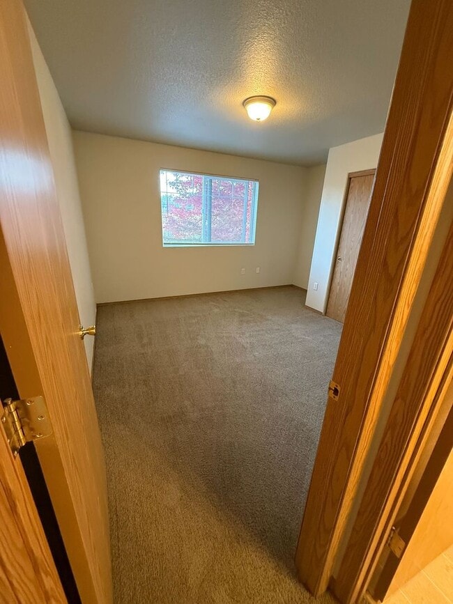 Photo - Quaint 2B/2Ba Townhome in Desirable Camas!