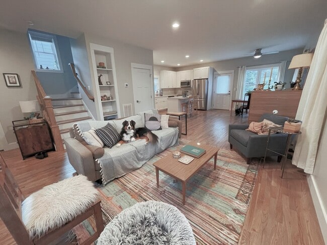 Photo - 71 Stoner Rd