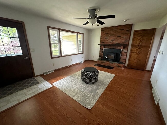 Photo - 2 Bedroom Ranch Home in Summit Township