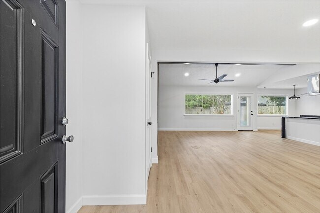Photo - 9607 Kemp Forest Dr
