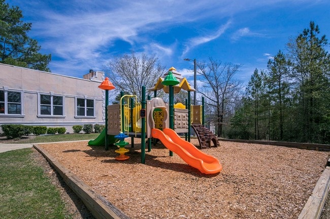 Photo - Highland Hills