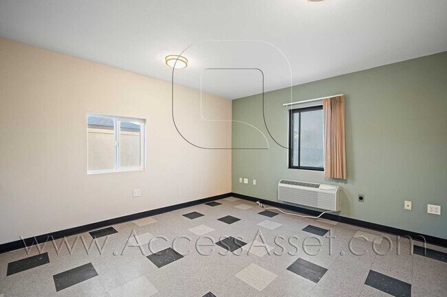 51605 Springs Trail Unidad 107