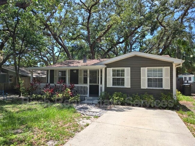 Photo - 608 Tangerine Ave House