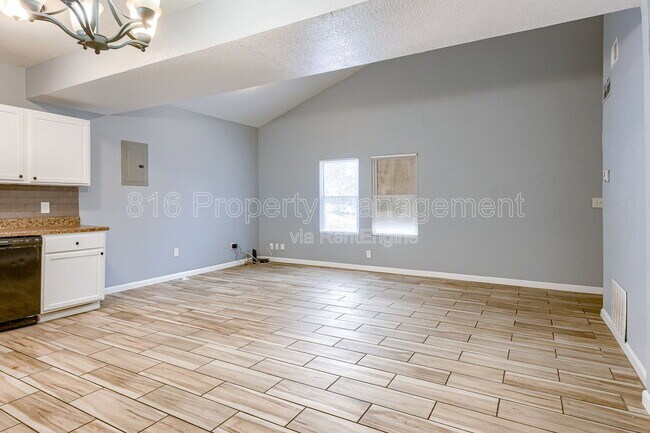 Photo - 6901 Jackson Ave