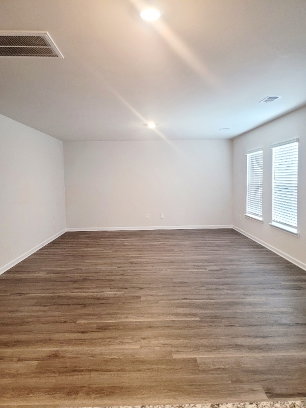 Photo - 752 Wimbee Ct