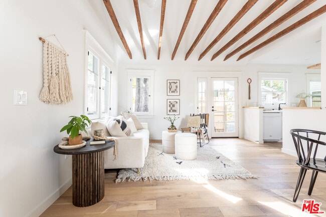 Photo - 372 N Ave 53