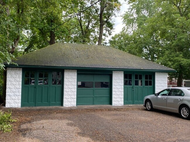 View of Detached 3-Car Garage in Back - 215 Maple St Unit Apt A - 215 Maple Street
