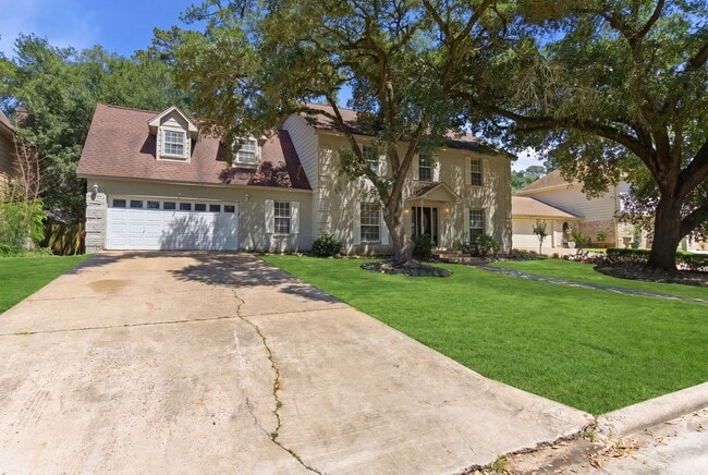 Photo - 1122 Tigris Ln