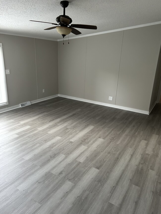 Photo - 710 E Morgan St