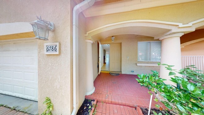 Photo - 6786 Aliso Ave