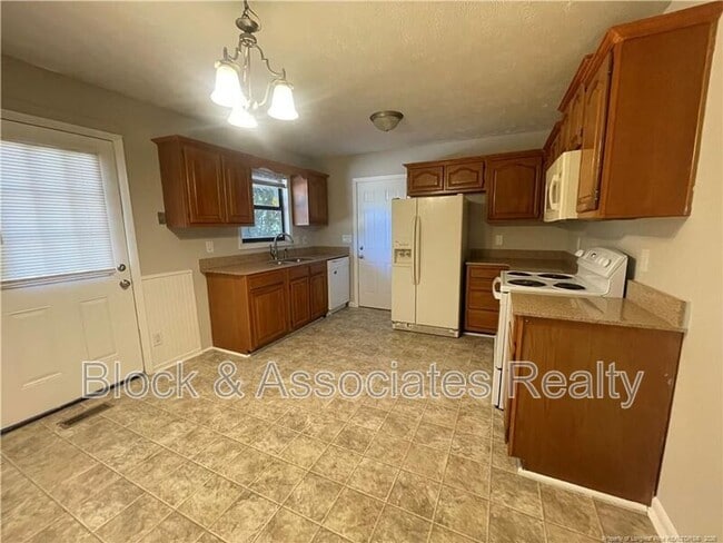 Photo - 6916 Kizer Dr