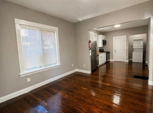 Photo - 2732-34 Union Street Unit 2734 (Rear)