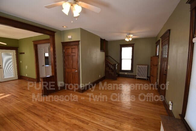 Photo - 2419 N 4th St