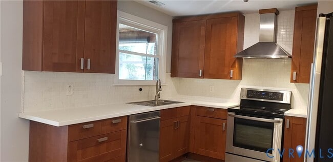 Photo - 2318 Leah Rd