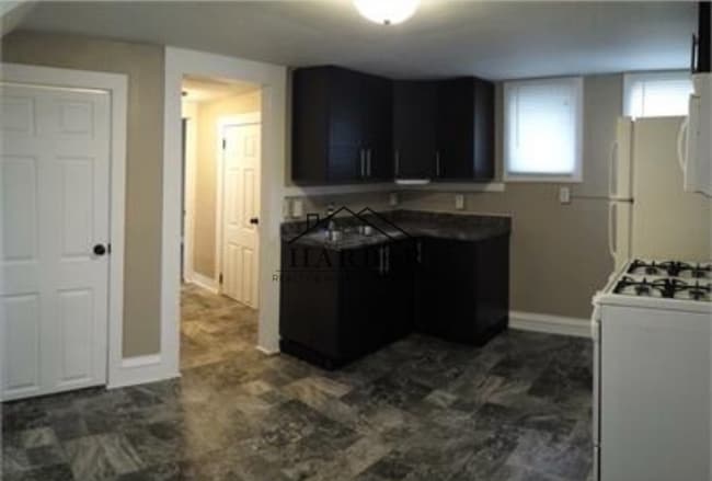 Photo - 322 6th St SE Unit 3