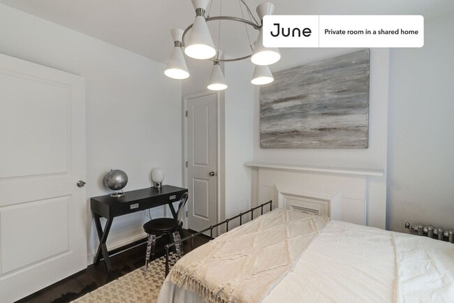 Room in Shared 4 bed/1 bath home in Prospect Heights