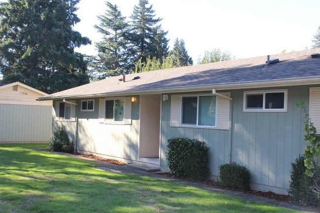 King Road Apartments - Milwaukie Oregon - King Road Apartments