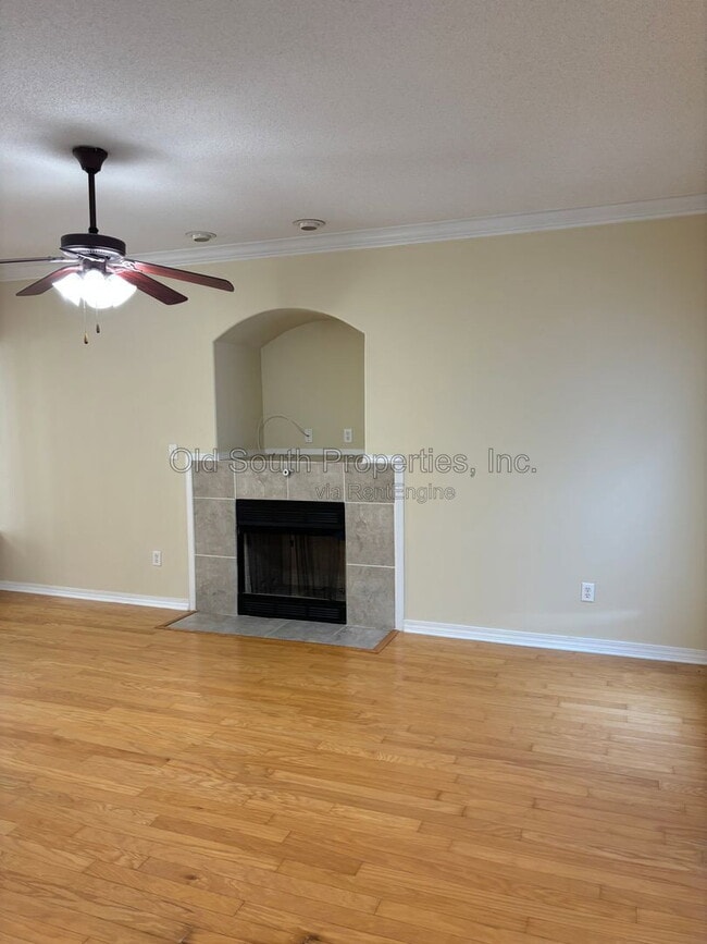 Photo - 1406 E Scott St