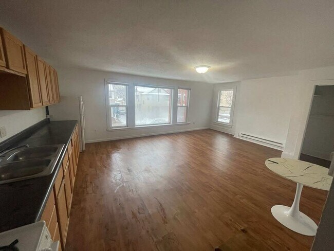 Photo - 813 Cass St Unit 813 Cass St