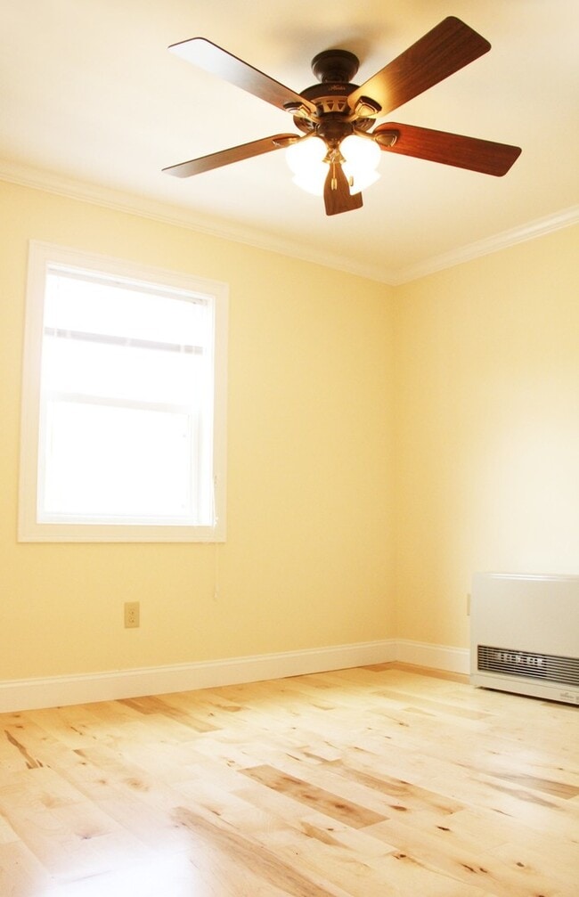 Building Photo - 152 North St Unit APT F