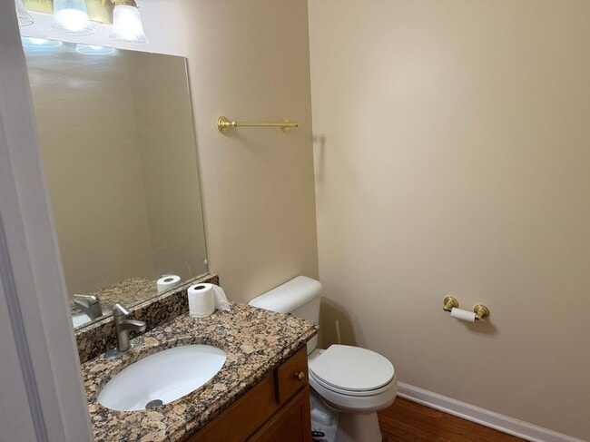 Photo - 2082 Enterprise Ave