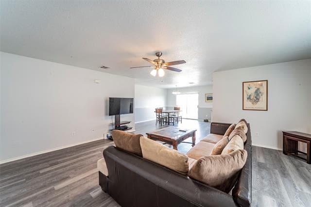 Photo - 9844 Sparrow Hawk Ln