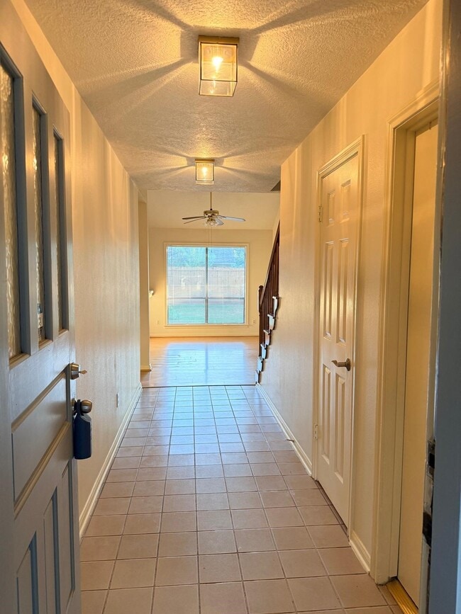 Photo - 16214 Dunmoor Dr