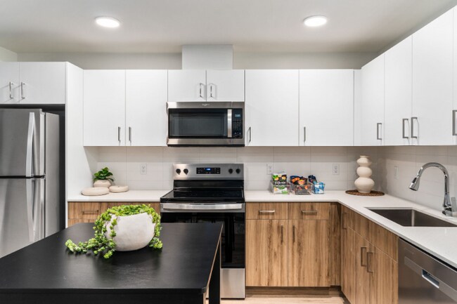 Photo - 2950 NE 11th St Unidad 520