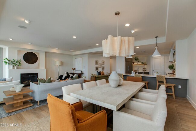 Photo - 2211 E Camelback Rd Unit 402