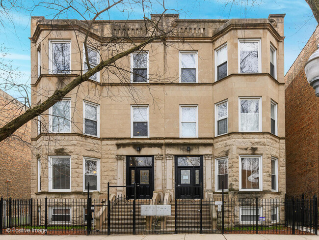 Photo - 6147 S Greenwood Ave Unidad 1N Rental