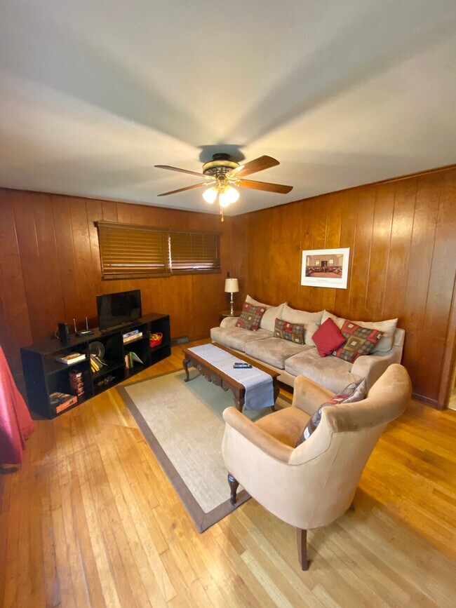 Photo - 1301 Forest Hills Blvd Unit ID1254595P