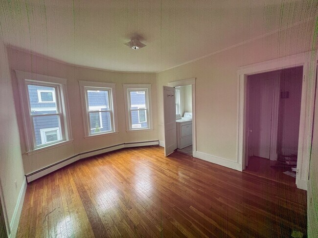 Photo - 190 Maplewood St Unit 1