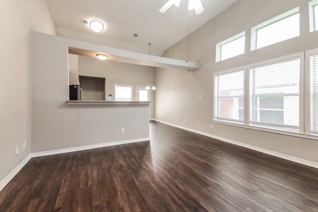 Photo - 8912 Wild Rose Ln