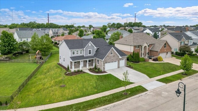 Photo - 21350 Somerset St