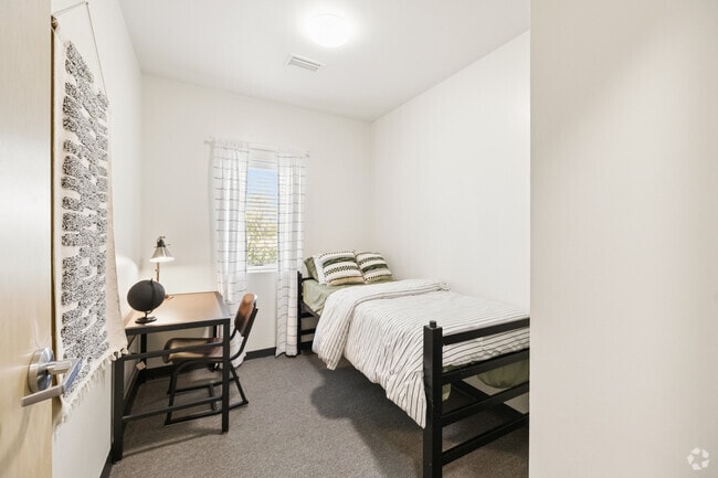4BR, 2BA - 1,045SF - Bedroom