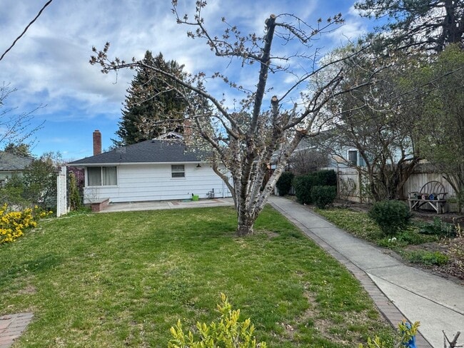 Photo - Spacious Home with Great Location