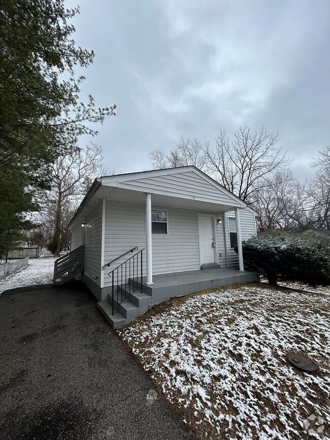 Building Photo - Charming 3-Bedroom Home in a Convenient Lo...