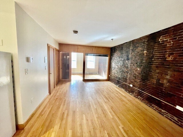 Photo - 5 Thacher Ct Unit 1
