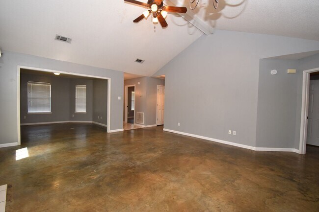 Photo - 2 Bed 2 Bath Home in Ruston