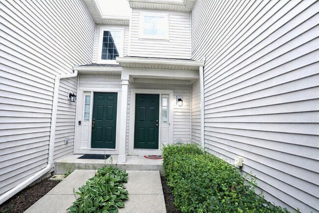 Photo - 318 Abington Woods Dr