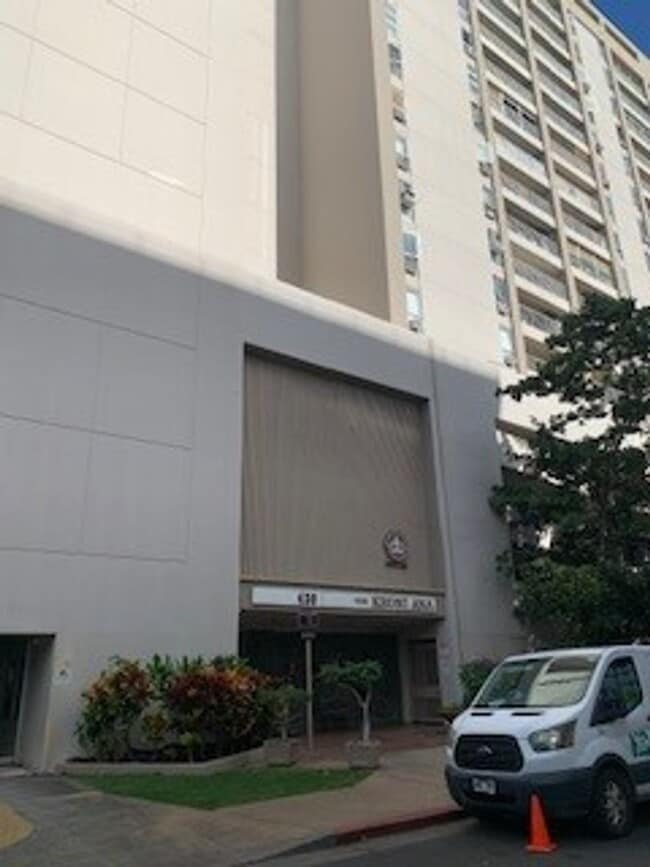 Building Photo - Waikiki