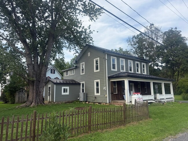 Photo - 2020 PA-235