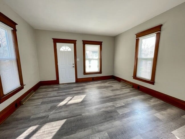 Photo - Charming 2 Bedroom Home Available!